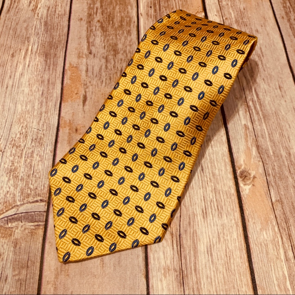 Tommy Hilfiger Men’s Yellow Silk tie